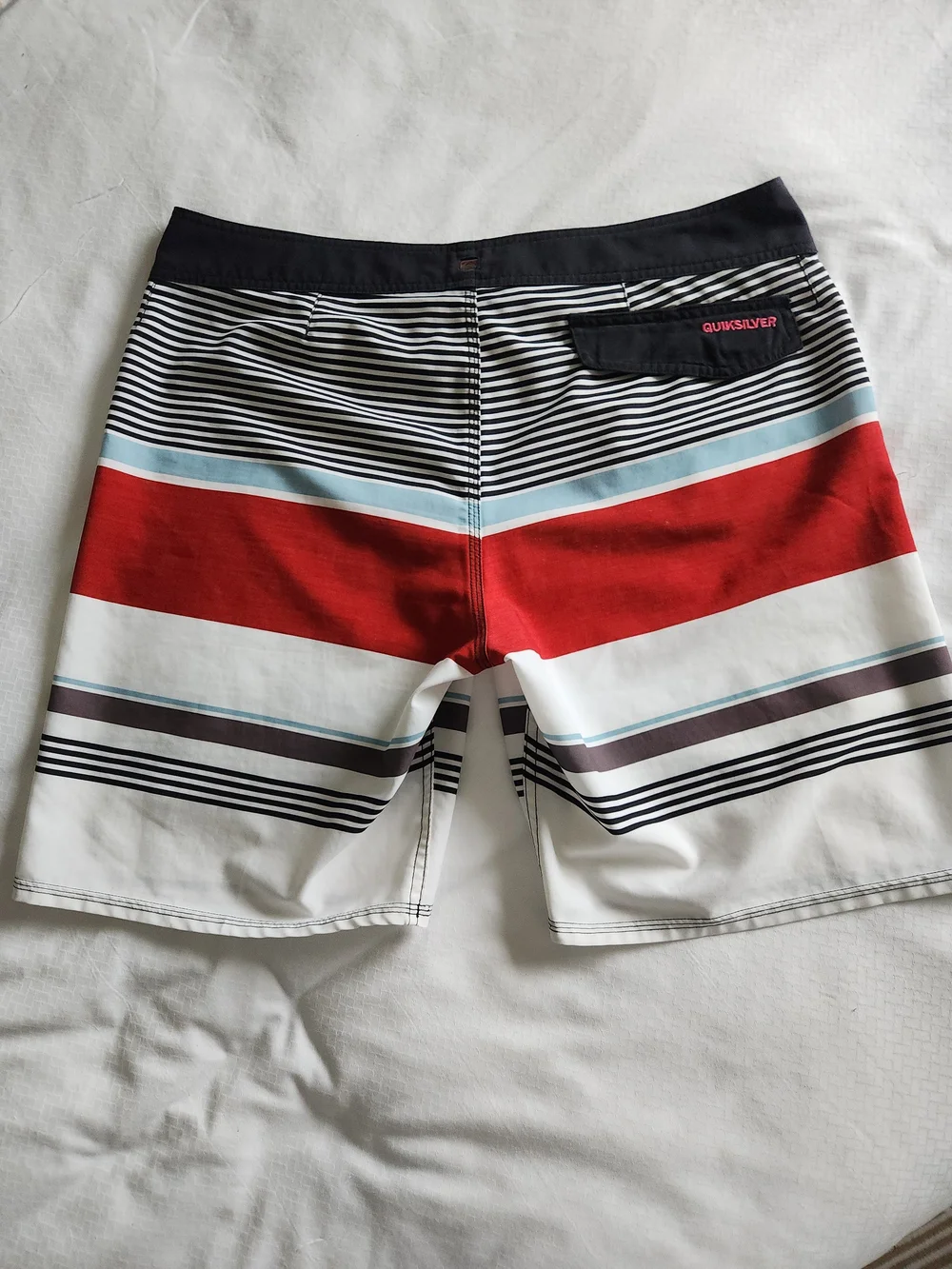 Quiksilver Mens Striped Board Shorts Swim Trunks Red White Black Size 40